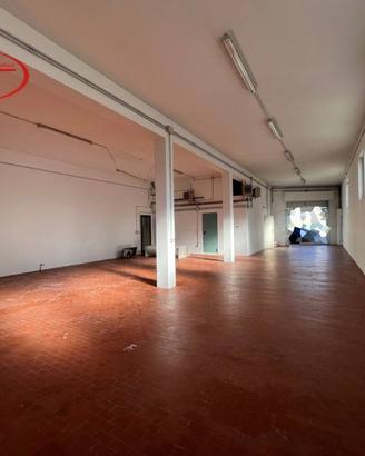 Immobile di 190 m² con 1 locale a Montevarchi