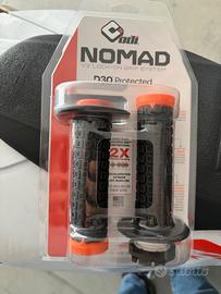 Manopole Nomad V2 lock on D30 arancio/nere