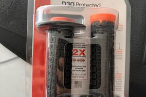 Manopole Nomad V2 lock on D30 arancio/nere
