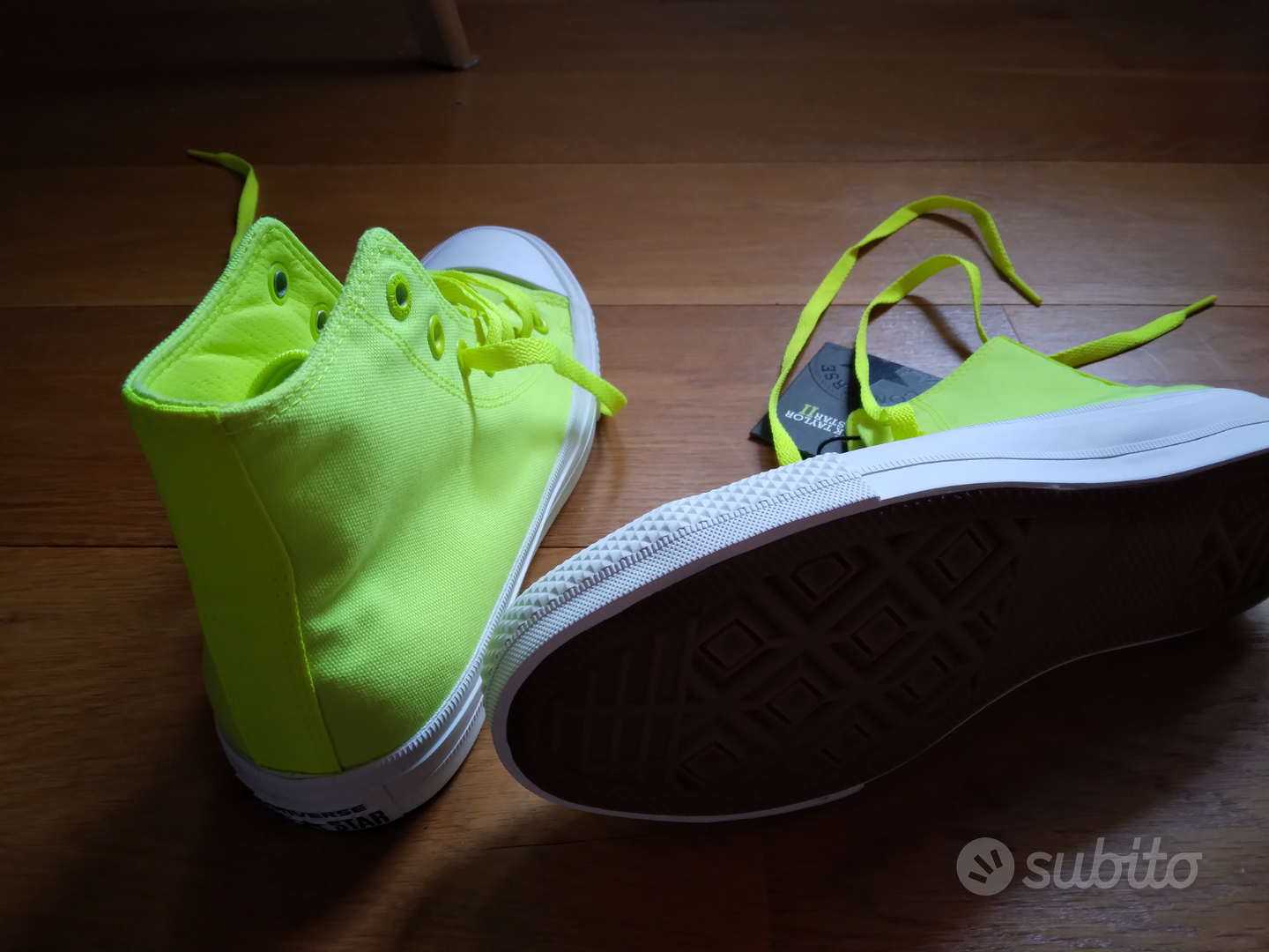 Converse best sale gialle fluo