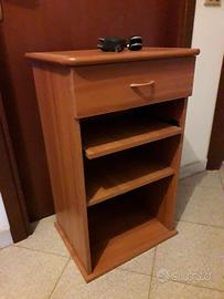 mobiletto salvaspazio porta PC