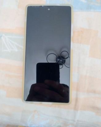 Smartphone con 1TB di memoria
