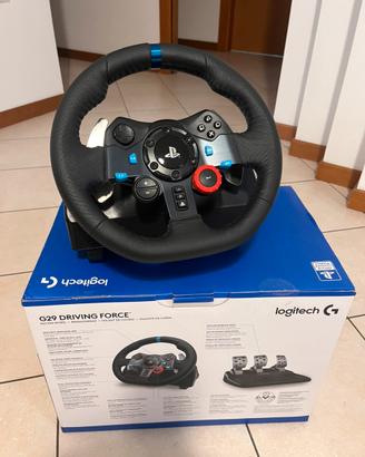 Volante e pedaliera logitech