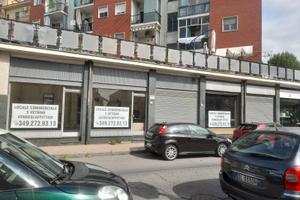 Locale commerciale 5 vetrine
