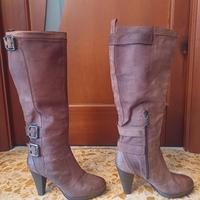 Stivali lunghi in pelle e cuoio