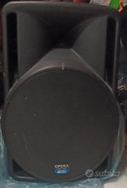 2 casse amplificate 300w  piantane e cavi 