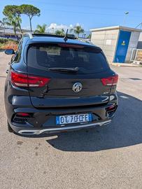 Mg zs 1.0 luxury