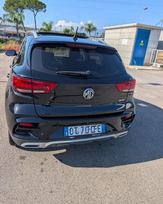 Mg zs 1.0 luxury