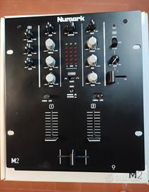 Mixer Numark M2