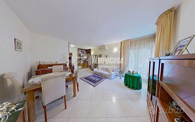 AMPIO 3 VANI + ACC CON P.AUTO