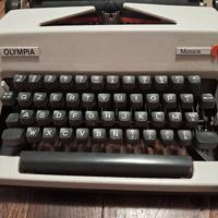 Macchina da scrivere Olympia 