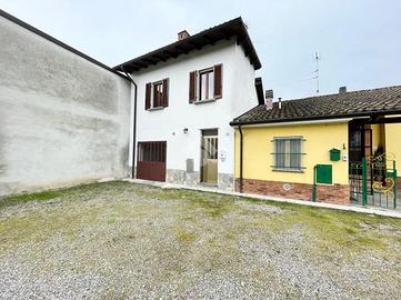 CASA SEMINDIPENDENTE A VOGHERA