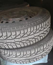 Gomme Invernali con cerchioni 175/70R14
