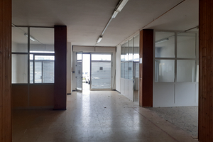 Locale commerciale in Carcare