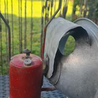 antica lanterna a carburo