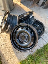 Cerchi in ferro per FORD FIESTA