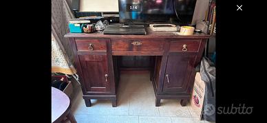 Scrivania vintage metà 900