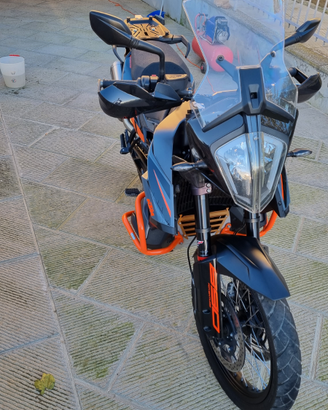 KTM 890 adventure