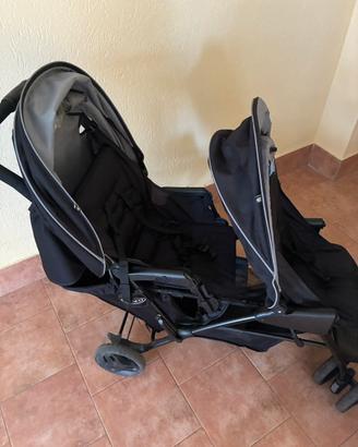 Passeggino gemellare