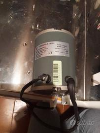 Motore elettrico A.C. 180 W non ventilato