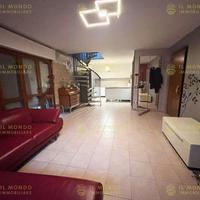 Divano in vera pelle