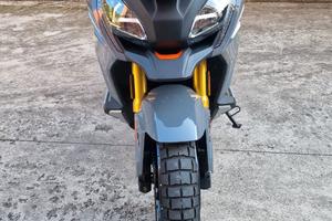 SCOOTER PEUGEOT XP 400GT