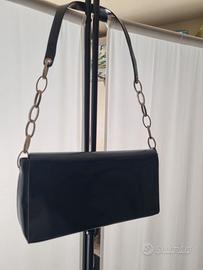 •Borsa nera Coccinelle