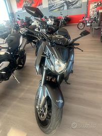 Suzuki GSX S 750
