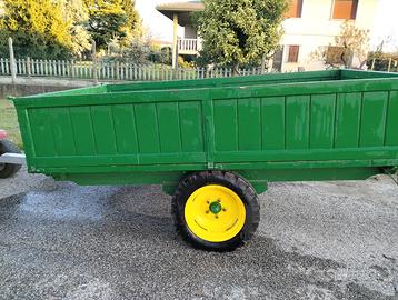 Rimorchio agricolo
