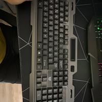 Tastiera gaming meccanica