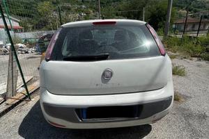 Punto evo GPL 2010 incidentata