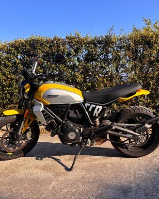 Moto Ducati Scrambler 800