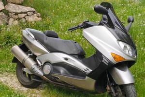 Yamaha T Max - 2006