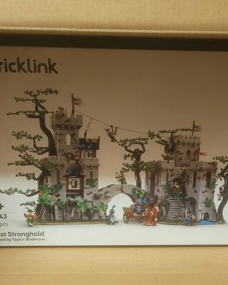 Forest Stronghold 910043