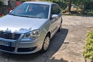 VOLKSWAGEN Polo IV - 2006