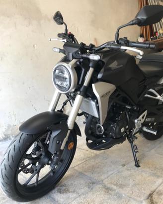 HONDA CB300 R