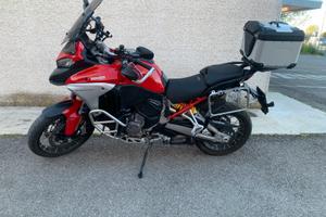 Multistrada v4 s travel + radar