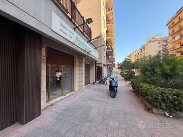 Immobile di 650 m² con 2 locali a Palermo