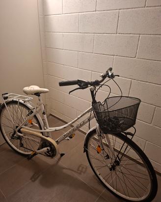 bici da città Speed Shred 28 con cambio Shimano 