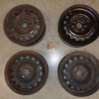 CERCHI DA 14X4.5 PER AYGO - C1 - 108 ANNO 2007