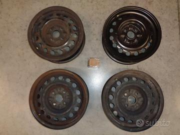 CERCHI DA 14X4.5 PER AYGO - C1 - 108 ANNO 2007