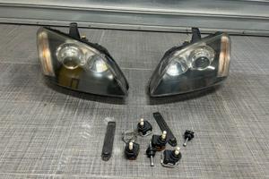 Fari anteriori Ford Focus Cmax