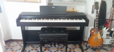 Piano digitale Yamaha Arius YDP 105