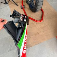 Vasca puntale aprilia tuono rsv carena