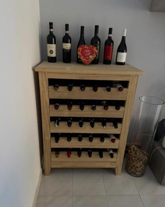 Mobile Cantina Vino Artigianale