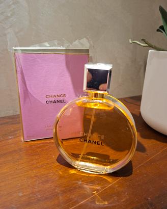 Profumo CHANEL  ( valore 174 € ) 