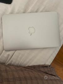 Apple MacBook Air 11”