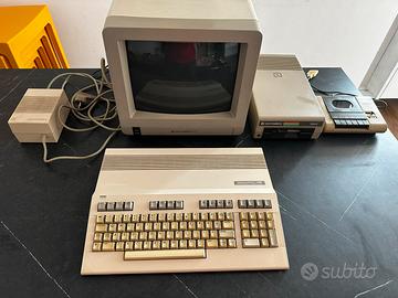SET COMMODORE 128 COMPLETO CON SCATOLE ORIGINALI