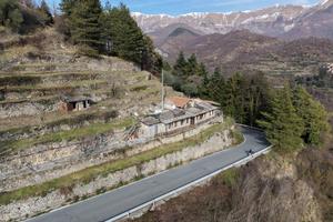 CASA INDIPENDENTE A TRIORA