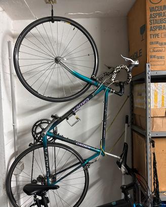 bici da corsa in carbonio giant cadex CFR2